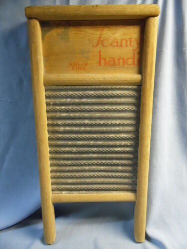 VINTAGE SCANTY HANDI SOLID ZINC 18" H. x 8 1/2" W. LAUNDRY LINGERIE WASH BOARD! - Picture 1 of 6