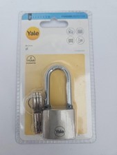 Yale Padlock 30mm long shackle cast iron disc type locking 3 Keys  Y112/30/137/1