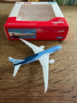 K-60) Herpa 528894 Wings 1:500 TUI Airlines Boeing 787-8 Dreamliner Reg.: PH-TFL