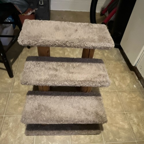 24 Inch 4-Step Pet Stairs Carpeted Ladder Ramp Scratching Post Cat Tree Climber