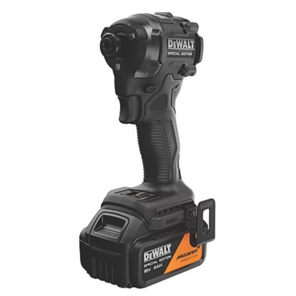 DEWALT McLaren F1 Team Limited Edition DCK2222MM2T-GB 18V XR