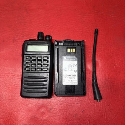 Genuine Vertex Standard UHF EVX-531-G6-5 Handheld Radio with Battery & Antenna