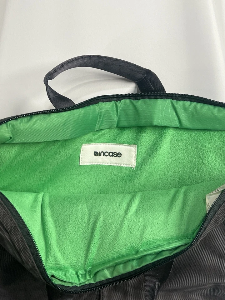 Incase Laptop Bag - Image 2 of 4
