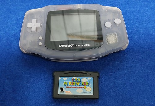 Nintendo Game Boy Advance AGB-001 Clear Glacier mit Super Mario World 2 Spiel