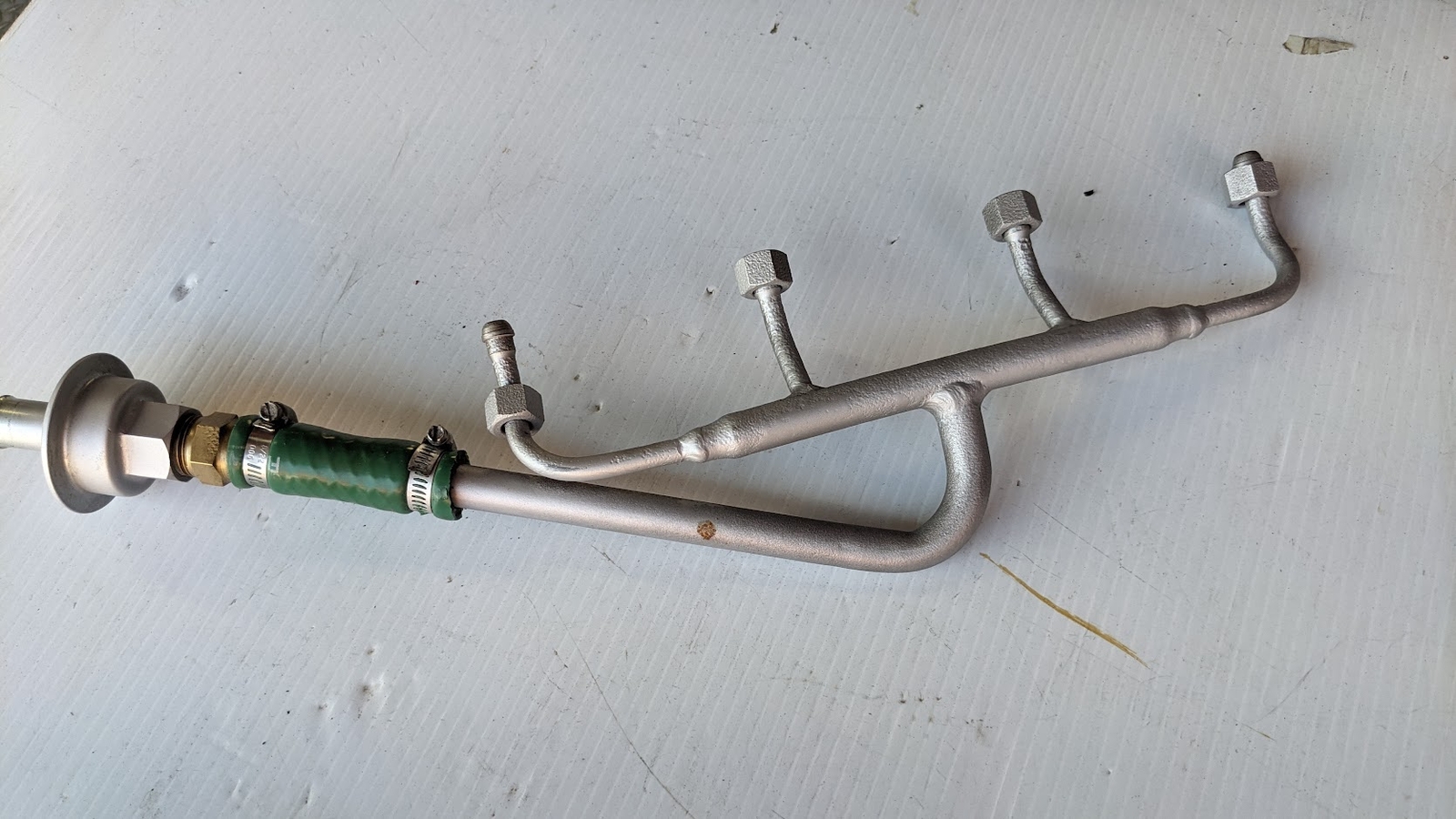FERRARI 308 GTSi mondial smog secondary air injection REAR BANK TUBE WITH VALVE