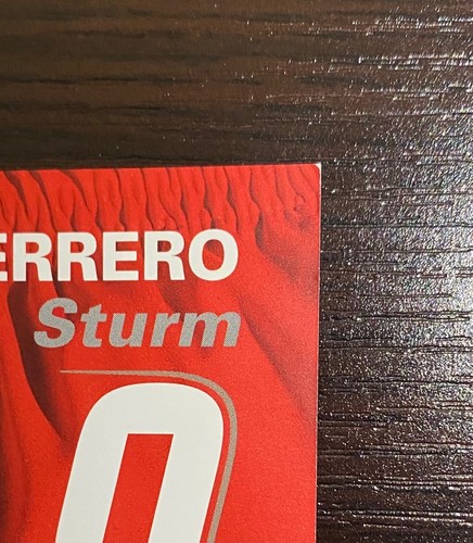 Tarjeta de club firmada por novato Paolo Guerrero Hamburgo 2006/2007 auténtica automática Perú - Imagen 9 de 11