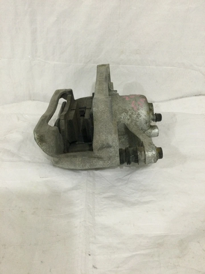 Pinza de freno trasera derecha Ford F-150 F150 2015-2018 OEM Foto 4 de 4