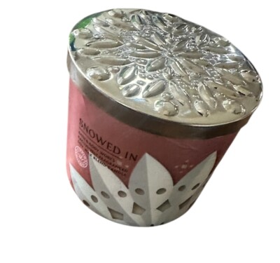  Snowed In  Bath & Body Works Candle 