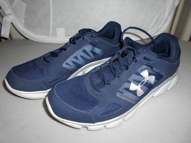 mens under armour shoes size 12