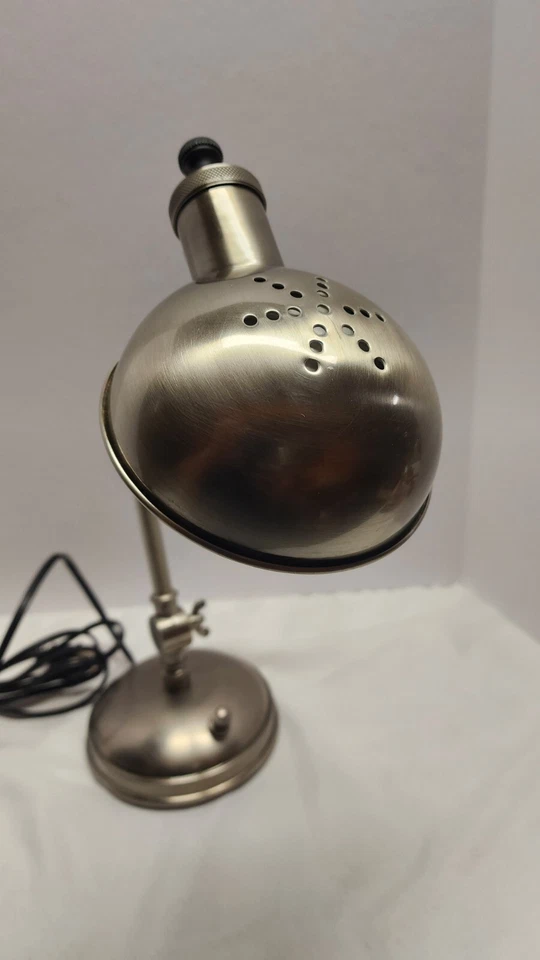 Lámpara de escritorio Pottery Barn ajustable de 3 vías plateada pesada vintage Foto 4 de 4