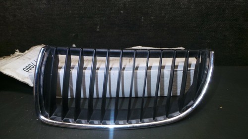 Y7060 BMW E90 E91 Ziergitter Hochglanz Kühlergrill Frontgrill Rechts 2151896