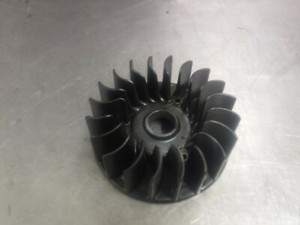 PIAGGIO VESPA ET ET4 PRE LEADER 125 ENGINE COOLING FAN | eBay