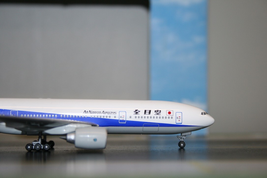 Hasegawa/Dragon Wings 1:400 ANA All Nippon Boeing 777-200 JA8199