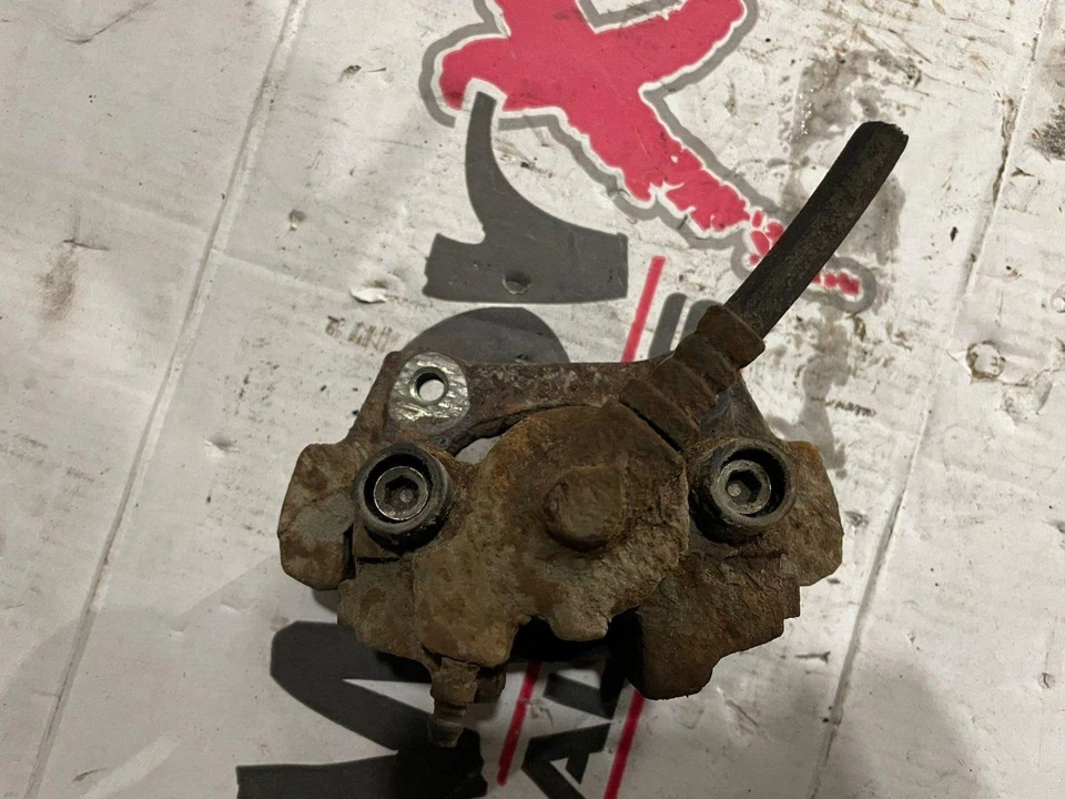 2003 ROVER 75 ЗАДНИЙ ЛЕВЫЙ ТОРМОЗ СУППОРТ C304 - Изображение 2 из 4