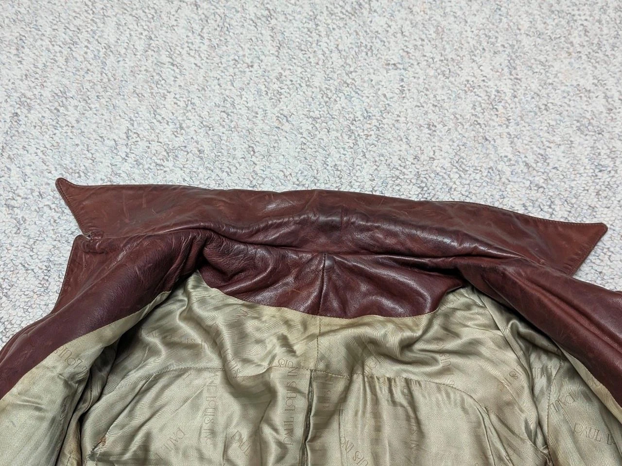 1950s vintage HORSEHIDE brown leather BELTED coat 38 jacket MOTORCYCLE norfolk image 9