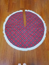 Handmade Red and Green Holly Plaid Pattern Christmas Tree Skirt