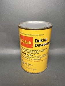 Kodak Dektol Powder Developer Sealed Can NOS to make 1/2 gallon.