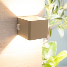 BRILLIANT Außen-Wandleuchte Iseo - portable Akkuleuchte inkl. Magnetplatte beig