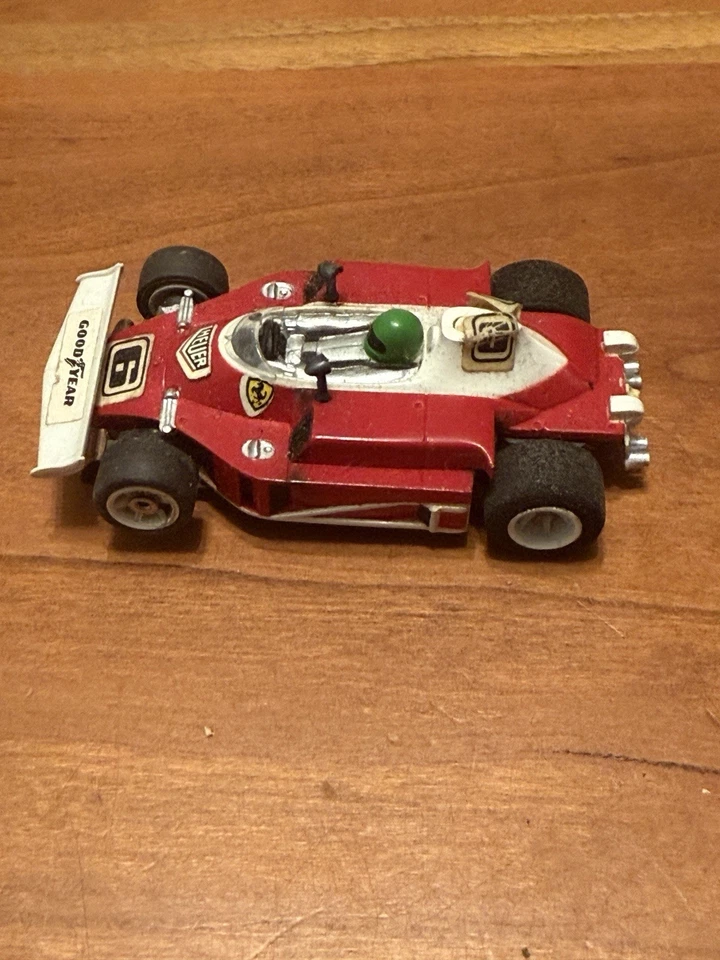 AFX AURORA HO SLOT CAR #1734 INDY FERRARI F1 ROJO/BLANCO #6 CALCOMANÍAS HEUER/GOODYEAR 7 Foto 4 de 4