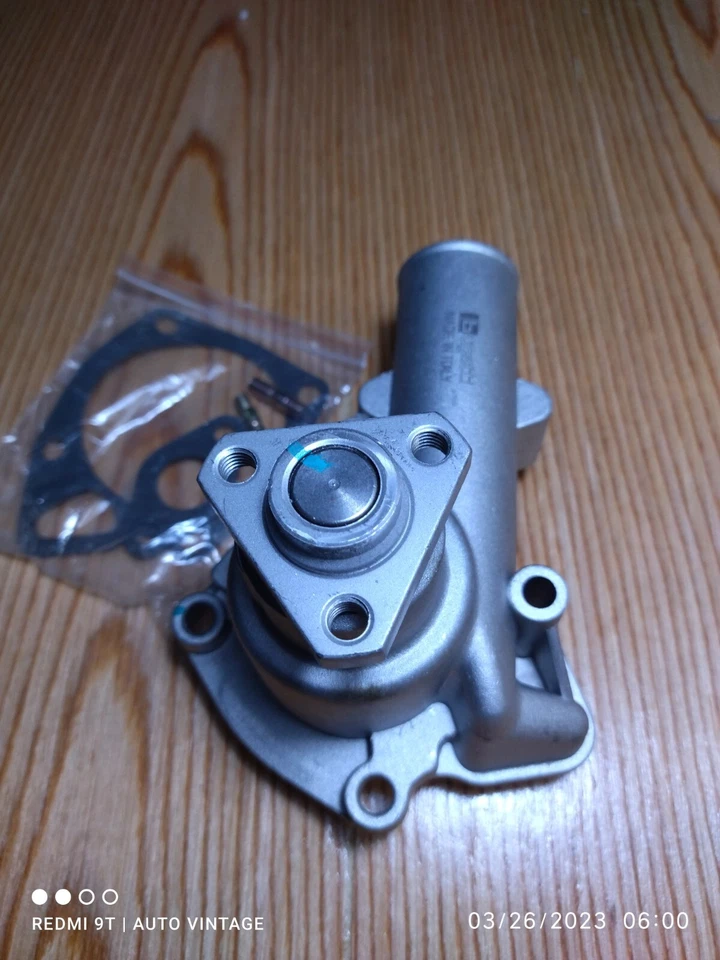 fiat 124 spider 2000 Fiat 131 racing 2000cc Water Pump Italian Made Boxed - Image 2 of 4