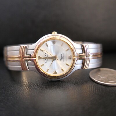 Qmax Crystal Waterproof Ladies Quartz Watch two tone Gold Silver Japan Movement