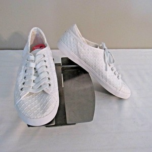roxy white tennis shoes