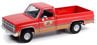 GMC K-2500 Sierra Grande - 1982 - Busted Knuckle Garage - Greenlight 1:18