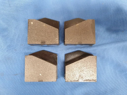 JAGUAR DAIMLER HANDBRAKE PADS FITS JAGUAR MK2, E-TYPE & DAIMLER 250 V8 8021
