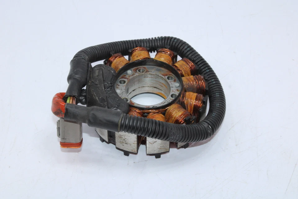 2015 Ski-doo Renegade X 800r E-tec 定子发电机发电机 Magneto 420665435 — 第 3/4 张图片