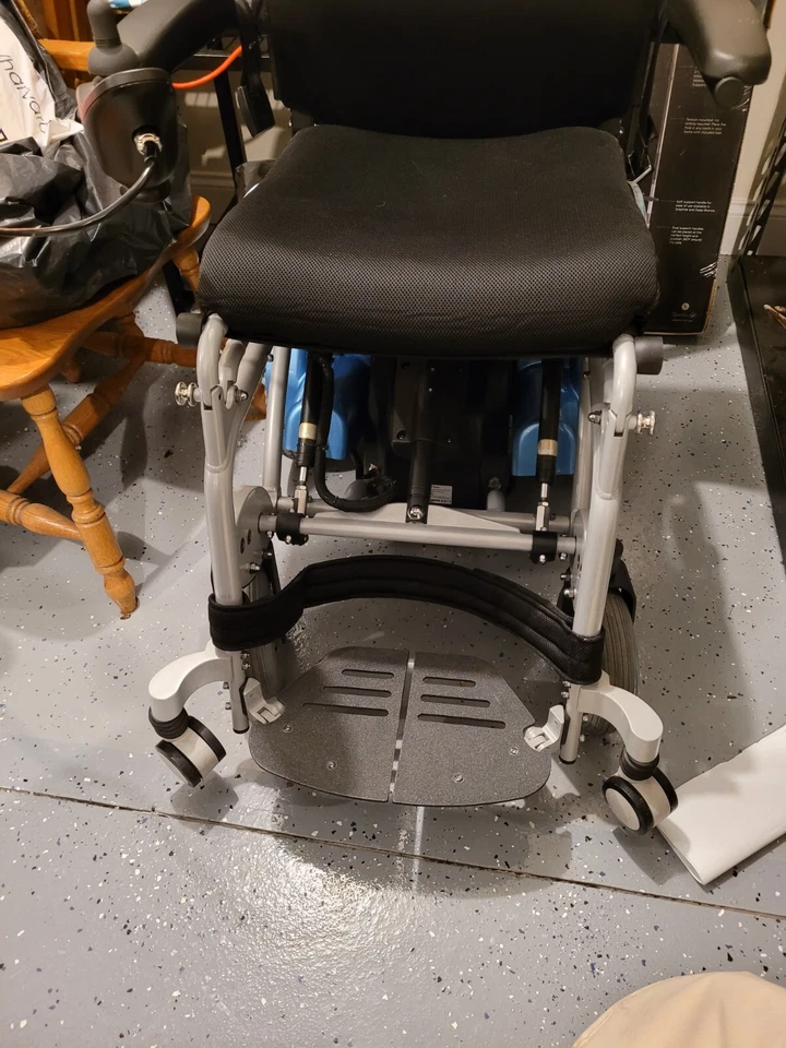 Karman XO-202 Silla de ruedas eléctrica de pie nueva Foto 3 de 4