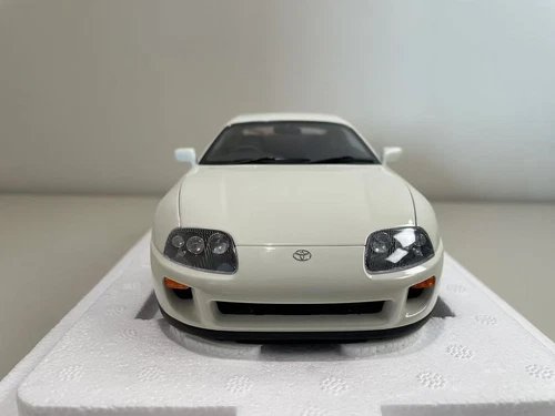 LCD 1:18 TOYOTA SUPRA A80 MK4 bianco pressofuso con licenza nuovo - Foto 5 di 19