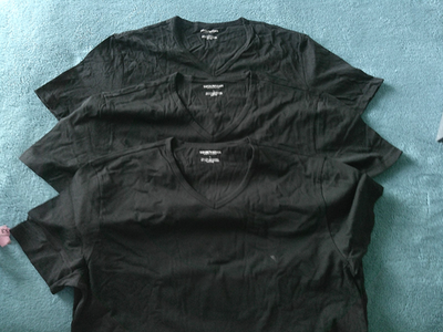 GIORGIO ARMANI シャツ 3点セット Emporio Armani Underware 3-Pack V neck T-shirts in cotton. Size