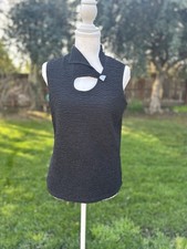 Black Top W Cutout -medium