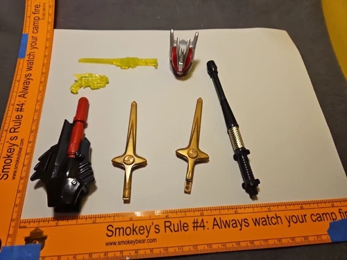 Mighty Morphin Power Rangers Figure Sword,Weapon & Helmet Lot Of 7 Vintage
