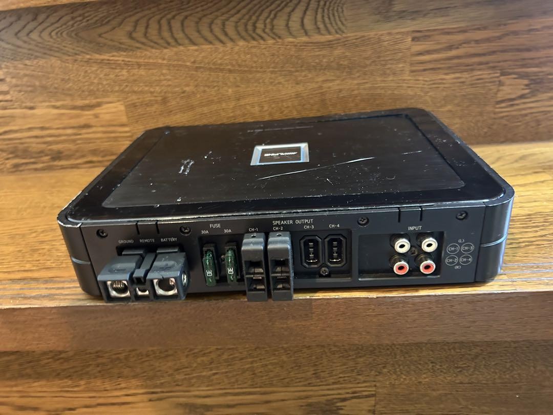 カーオーディオ ALPINE PDX-F4 Alpine PDX-F4 4-channel car amplifier — 100 watts RMS x 4 at