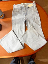 NWT - 59.95 Hollister High Rise Flare Jeans w26 short - 2 short - BRAND NEW