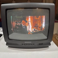 Magnavox PR 1357 B121 13" CRT Color Tube TV - Tested Retro Gaming