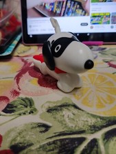 McDonald  s Happy Meal Toys Peanuts 2018 Snoopy 6 Masked Marvel Super Hero Cape