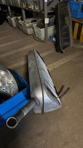 Mercedes W124 Fuel Tank Saloon Petrol 70 Li - Picture 2 of 5