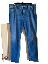 Levi's 414 Jeans Women 32 Relaxed Straight Leg Dark Wash Denim Mid Rise