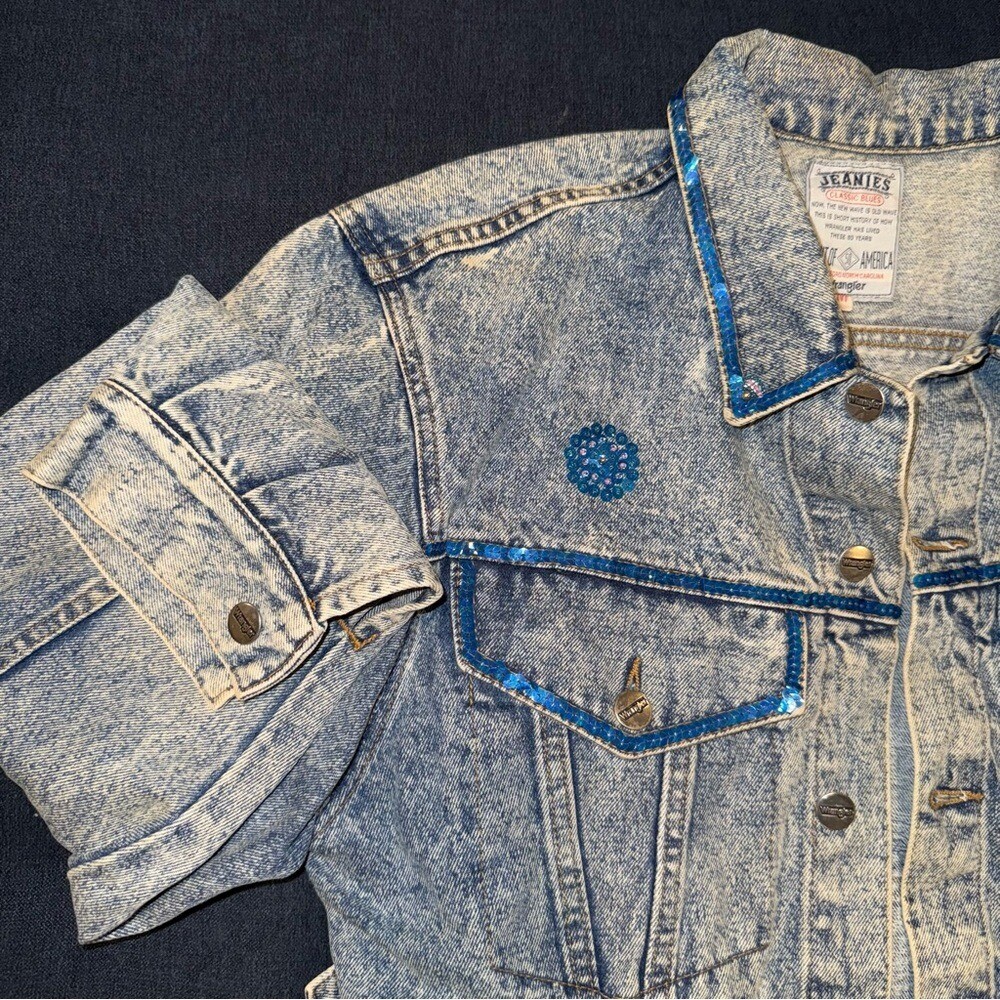 RARE Y2K Wrangler Jeanies Denim Jacket – Cropped, Embellished (M) View 3