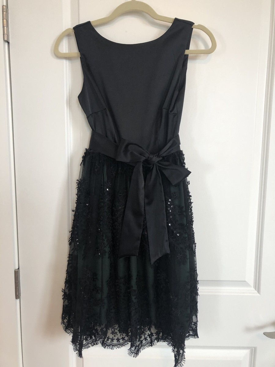 Modcloth Darling Be Still My Heart Black and Green lace dress with bow belt  XS