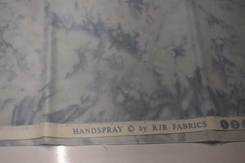 Cotton FAT QUARTER handspray RJR FABRICS batik style marble LIGHT BLUE mottled - Picture 2 of 3