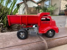 SMITH MILLER GMC DUMP TRUCK  RESTORED VERY NICE PIECE