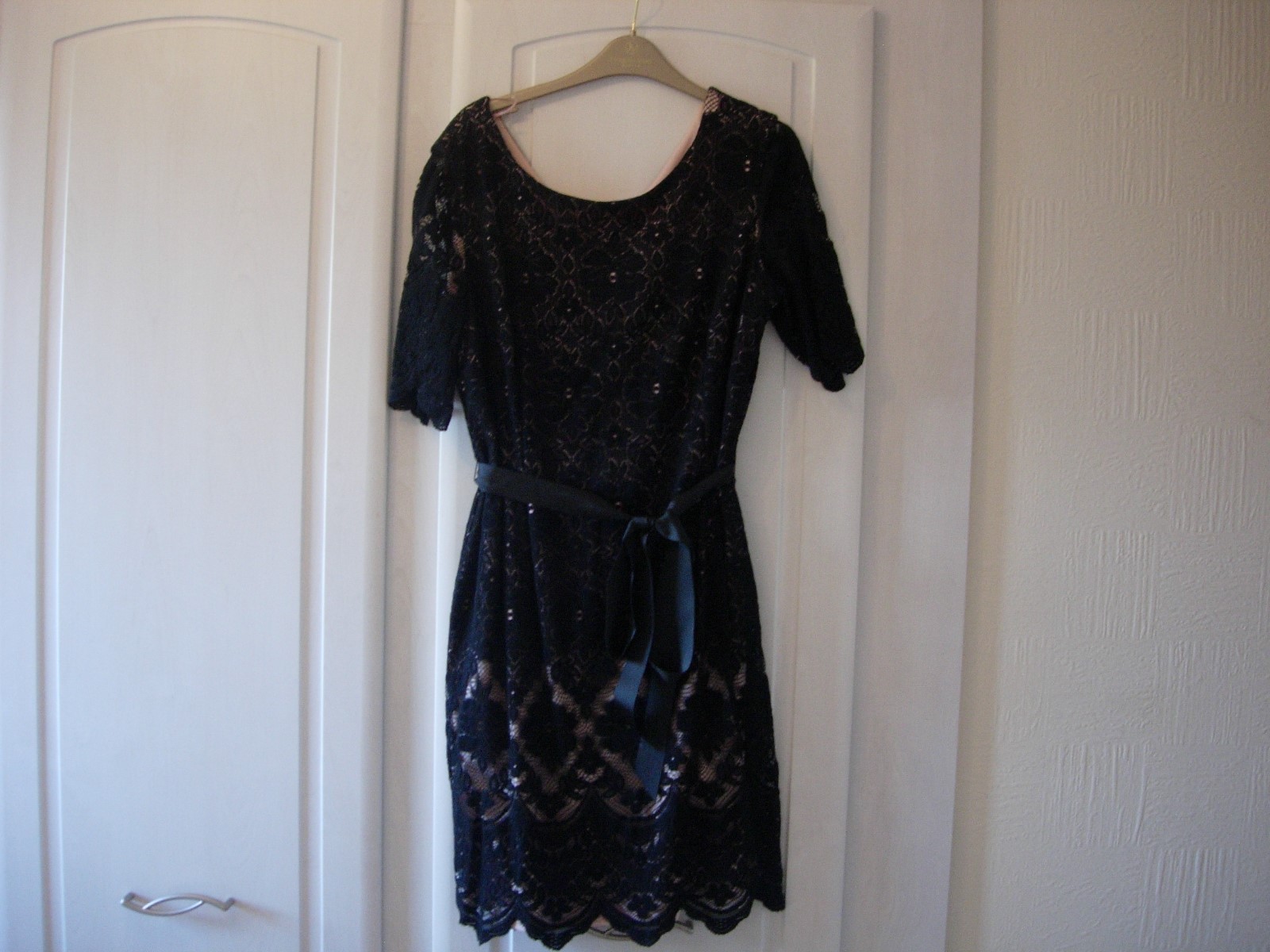 JACQUES VERT PETITE LACE DRESS- BLACK SIZE.8  NEW