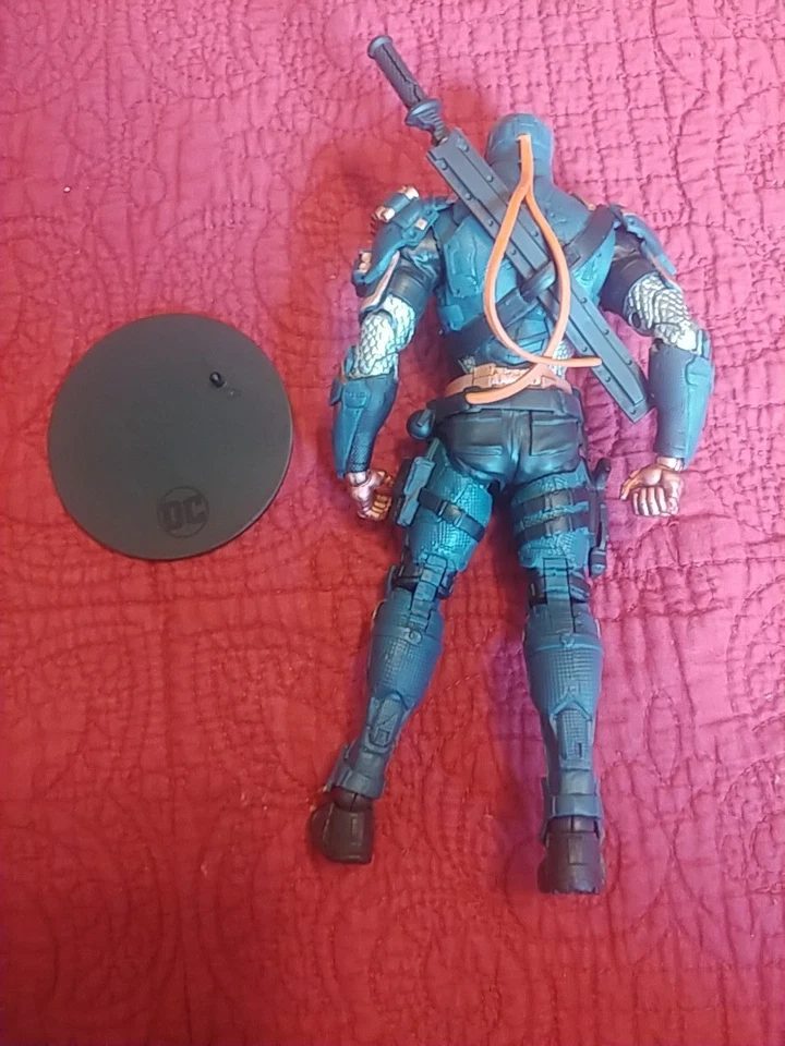 McFarlane Toys DC Multiverse Deathstroke Batman: Arkham Knight Origins Foto 3 de 3