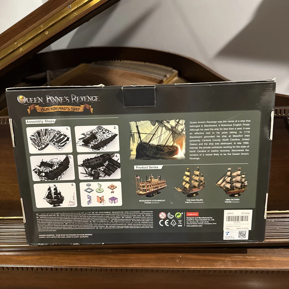 The Queen Anne’s Revenge Barbanegra Barco Pirata Divertido Cúbico Rompecabezas 3D LED Caja Abierta Foto 2 de 4