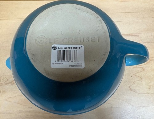 Tazón de batería de gres Le Crueset con caño 2 cuartos de galón - Imagen 4 de 4