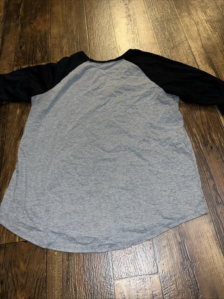 Torrid 2 (2X 18/20) The Rock Rock-In Christmas WWE Holiday Raglan T Shirt - Image 4 of 4