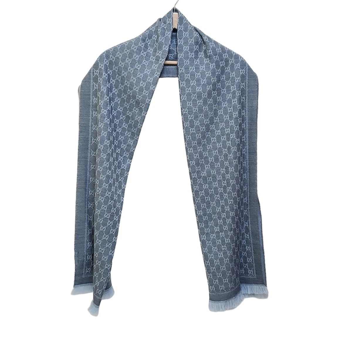 Auth GUCCI   Foulard en laine bleu clair gris